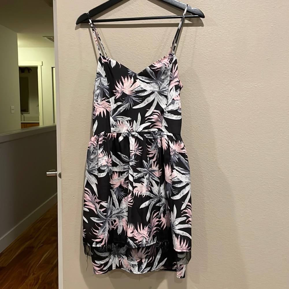 Like Minded tropical dress size M